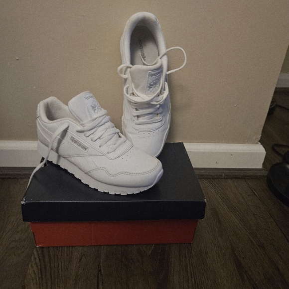 Reebok Womens 7.5 Classic White Leather Sneakers - Picture 3 of 5